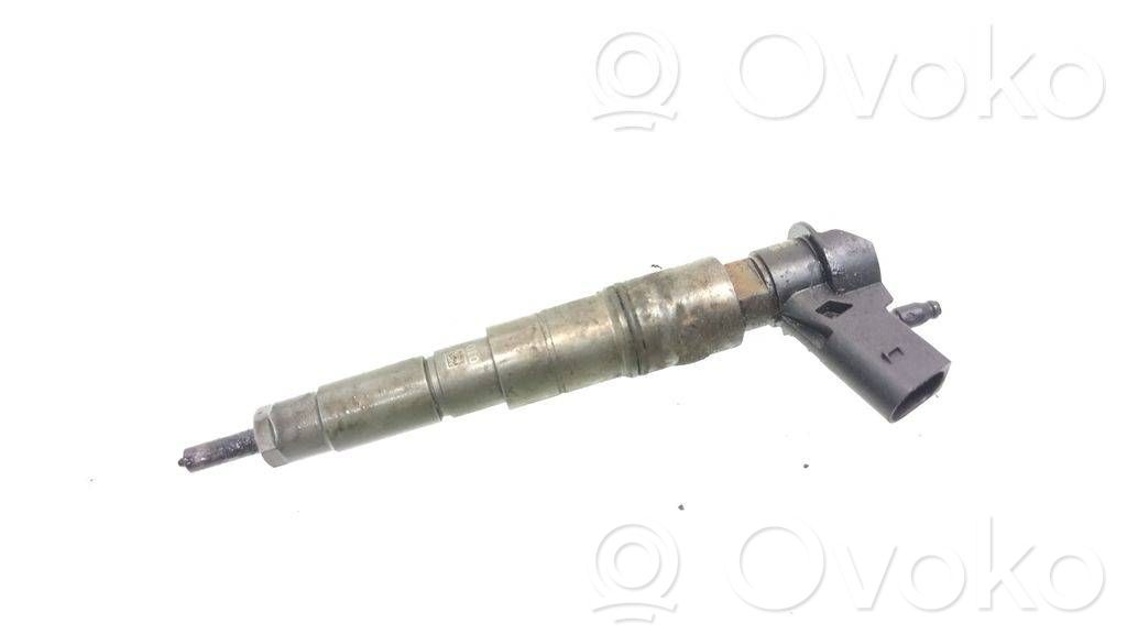 BMW X5 E70 Fuel injector 