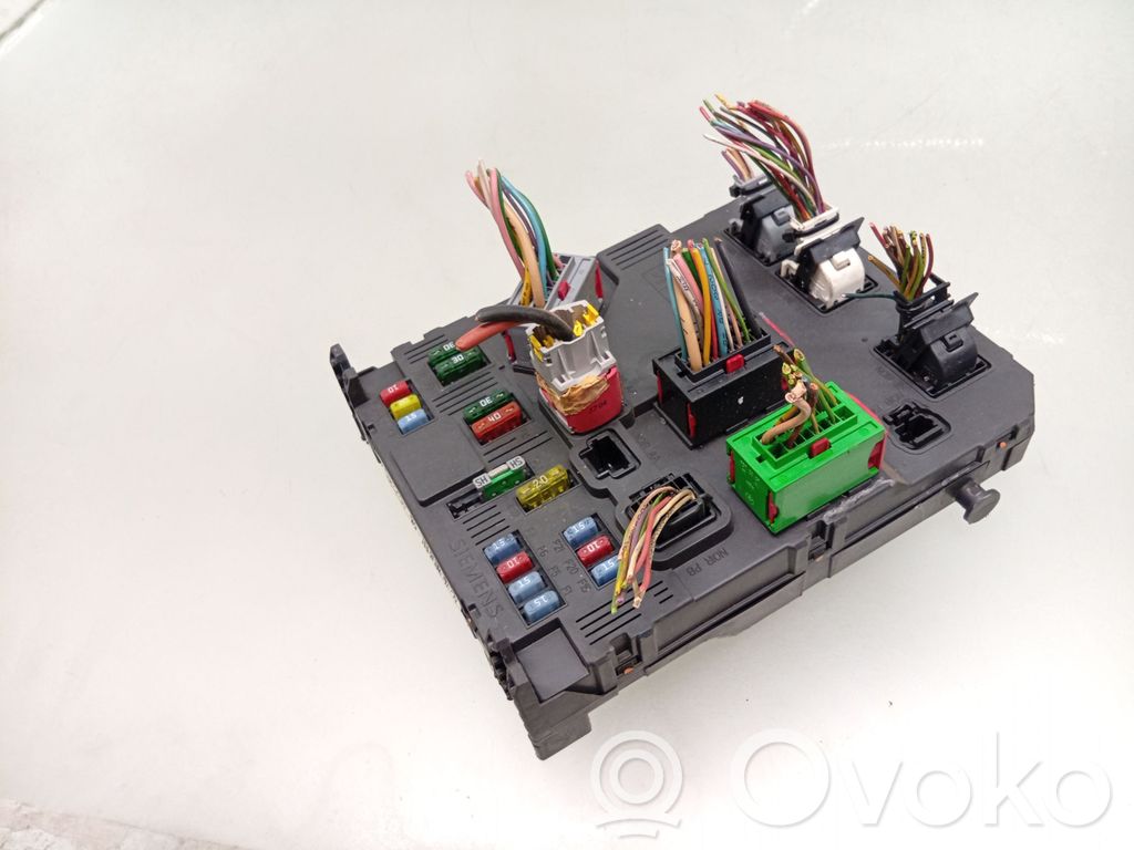Citroen Xsara Picasso Fuse module 