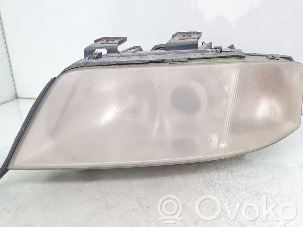 Audi A6 S6 C5 4B Faro/fanale 
