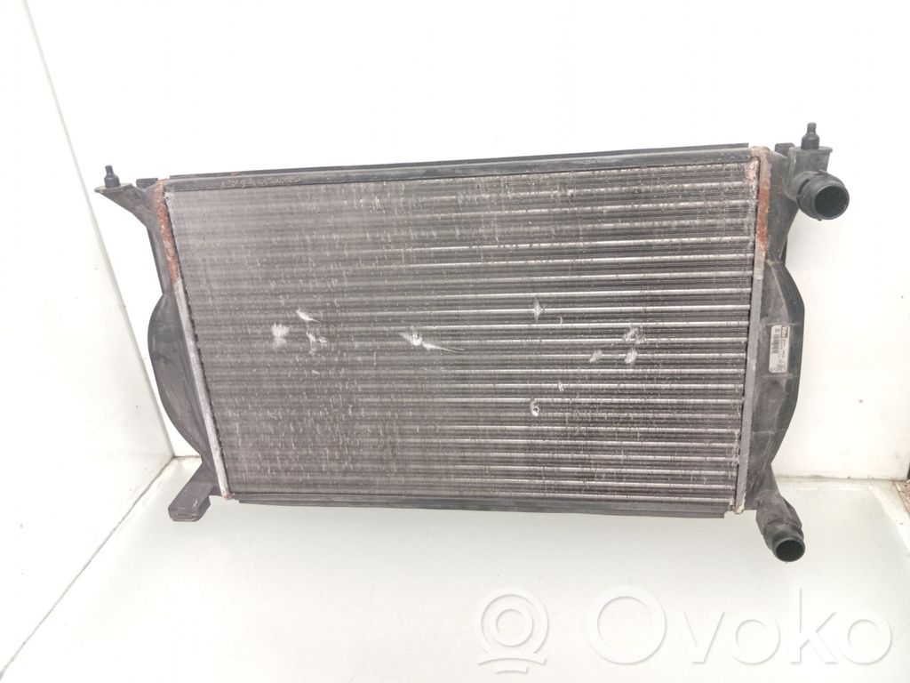 Audi A4 S4 B6 8E 8H Radiator lichid răcire 