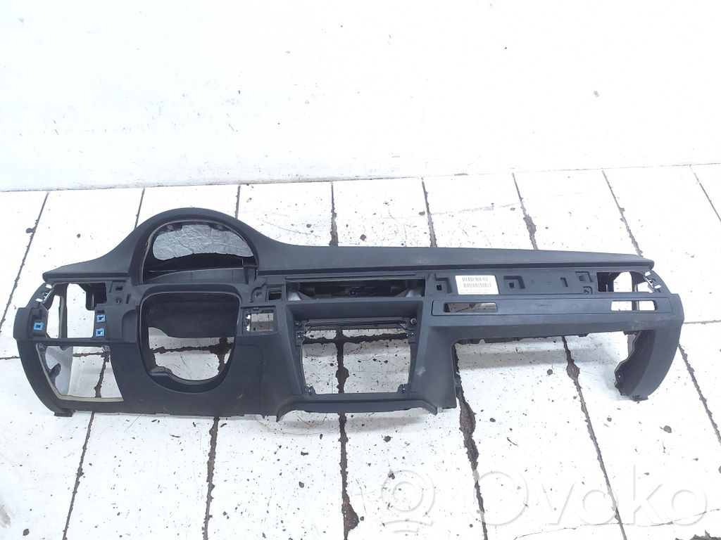 BMW 3 E90 E91 Dashboard 