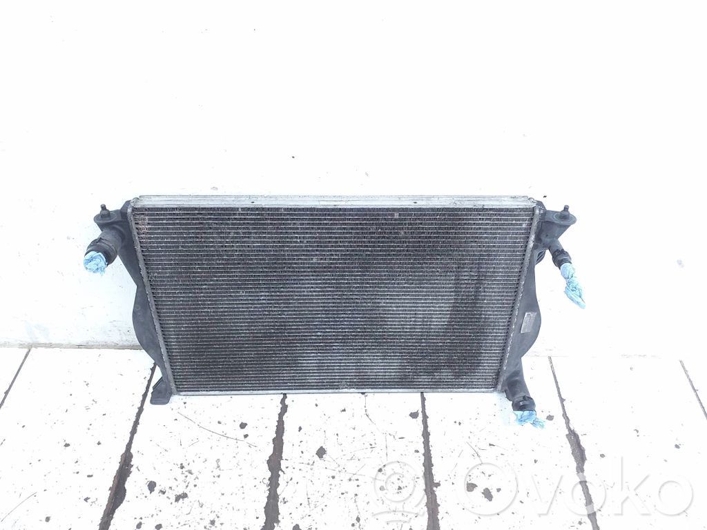 Audi A6 S6 C6 4F Radiatore di raffreddamento 