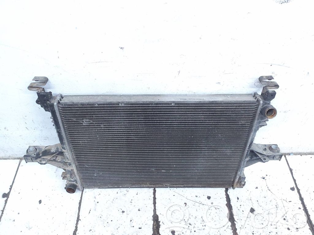 Volvo V70 Coolant radiator 