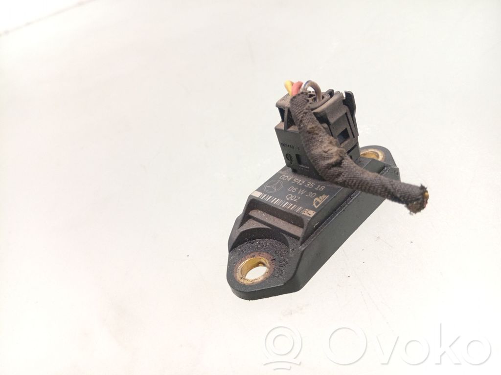 Mercedes-Benz R W251 Czujnik przyspieszenia 