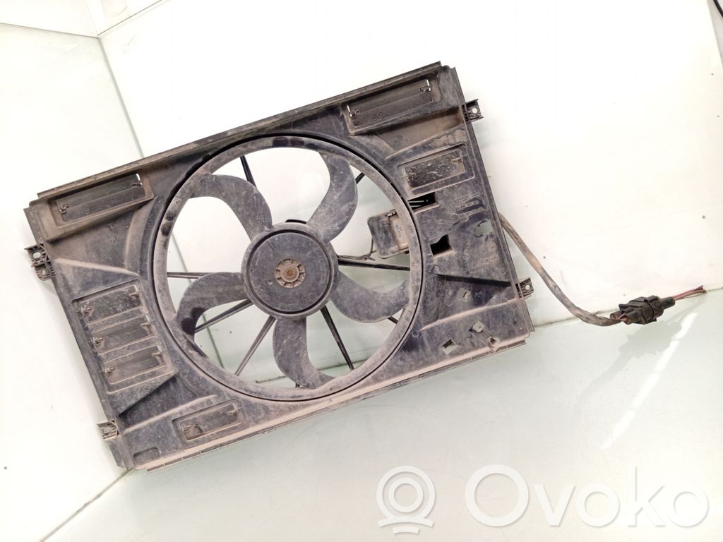 Volkswagen Golf VI Elektryczny wentylator chłodnicy 