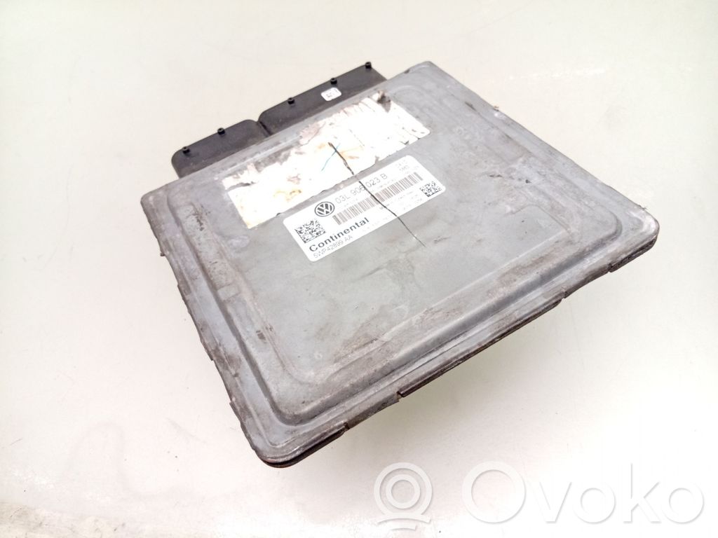 Volkswagen Golf VI Engine control unit/module 