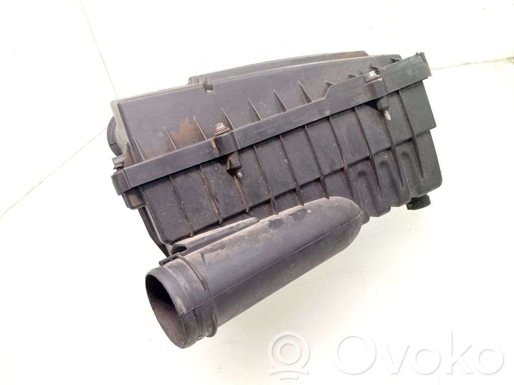 Volkswagen Golf VI Cutie filtru aer 