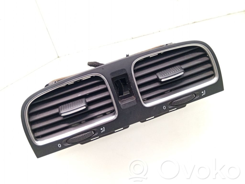 Volkswagen Golf VI Griglia di ventilazione centrale cruscotto 