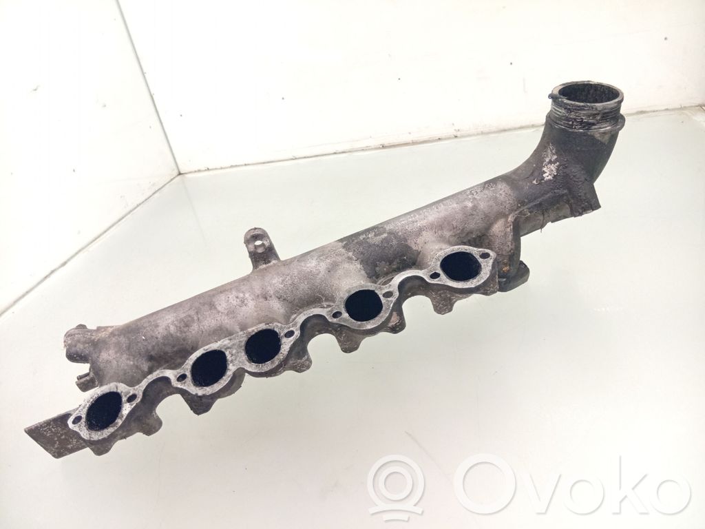 Volvo V70 Colector de admisión 