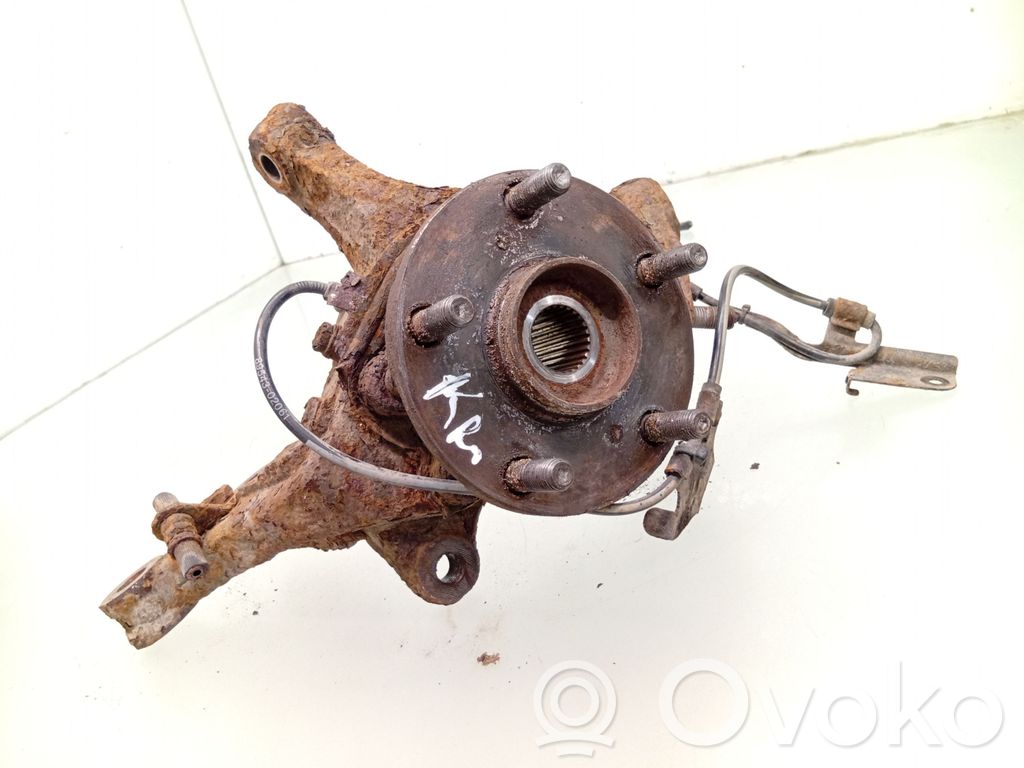 Toyota Avensis T270 Fuso a snodo con mozzo ruota anteriore 