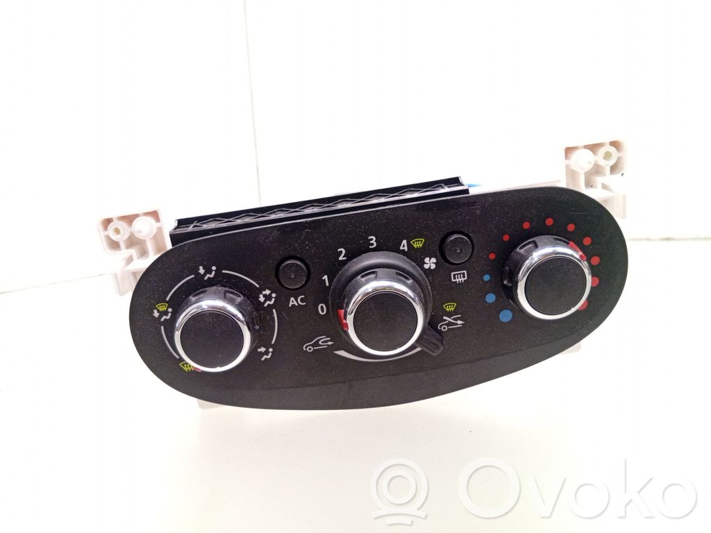 Dacia Sandero II Climate control unit 