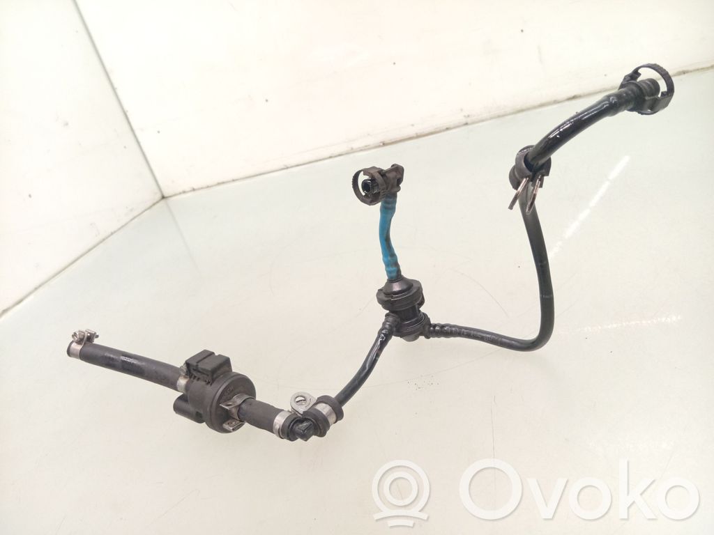 Audi A4 S4 B7 8E 8H Conductă/furtun vacuum 