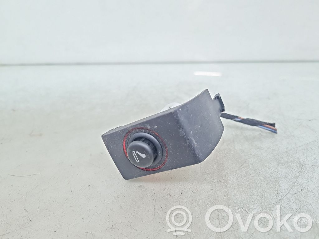 Brichetă   8P0863387A