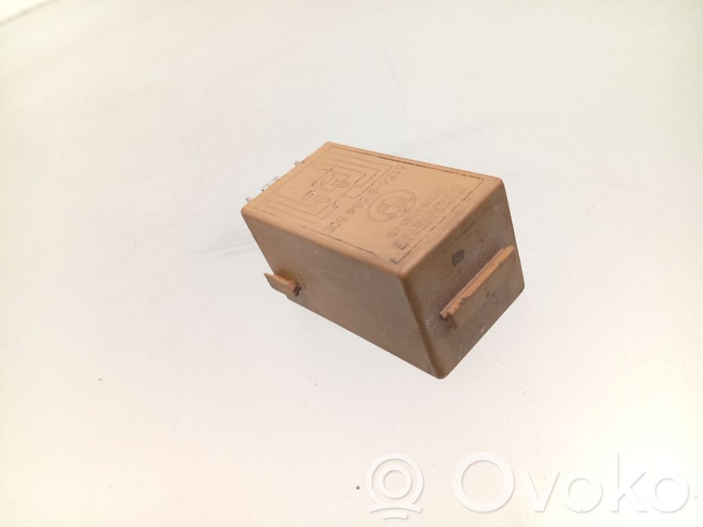 Releu comandă geam   61368384505,8384505