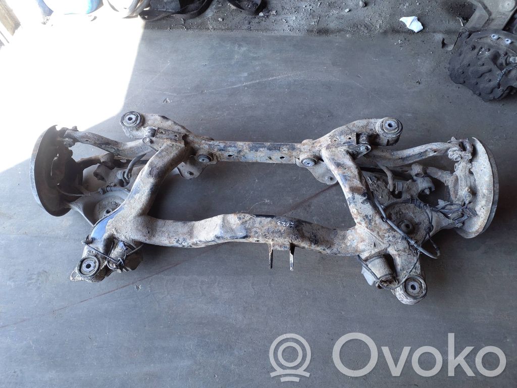 Audi A4 S4 B7 8E 8H Berceau moteur 