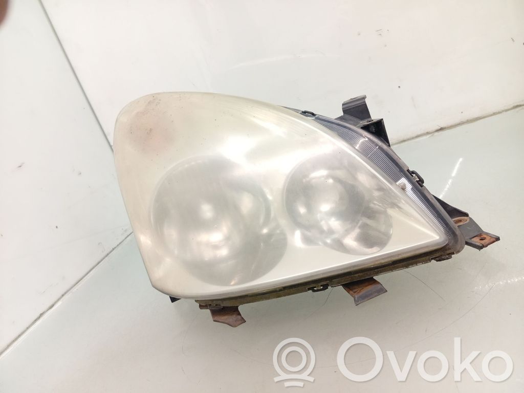 Toyota Corolla Verso E121 Headlight/headlamp 