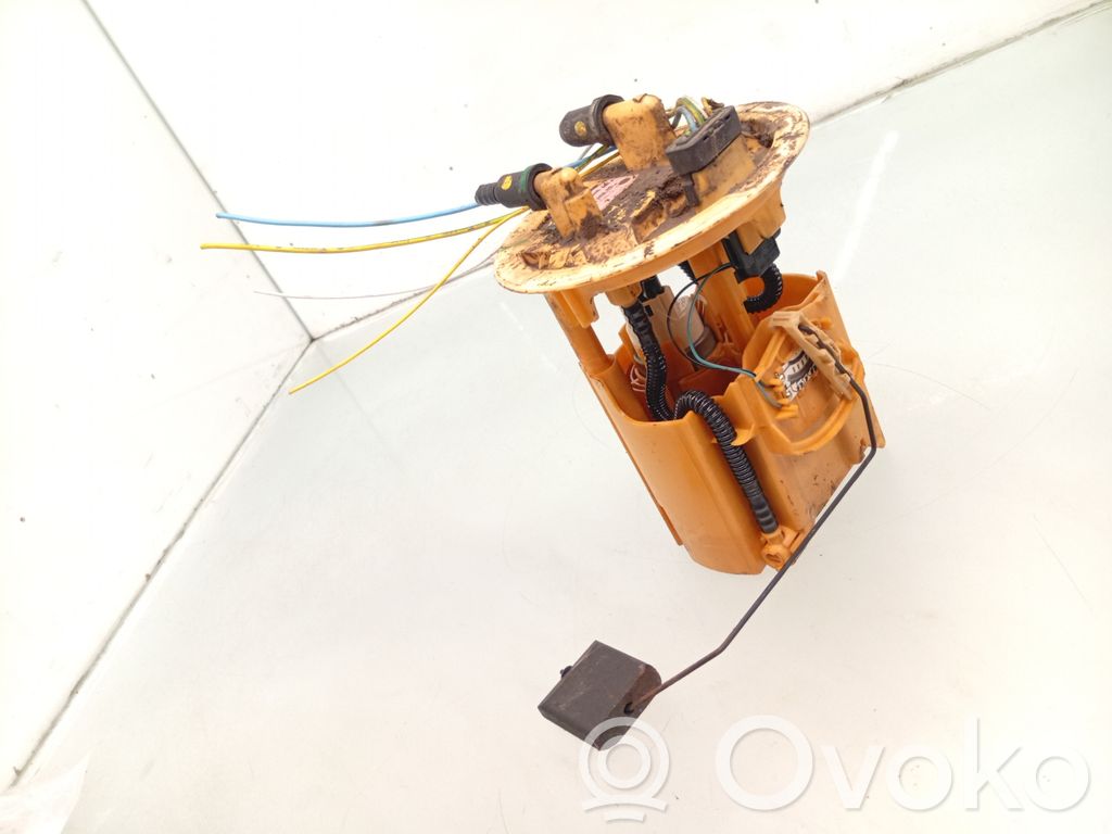 Peugeot 406 Kraftstoffpumpe im Tank 