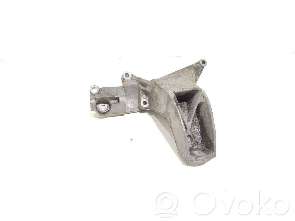 BMW 3 E46 Engine mounting bracket 