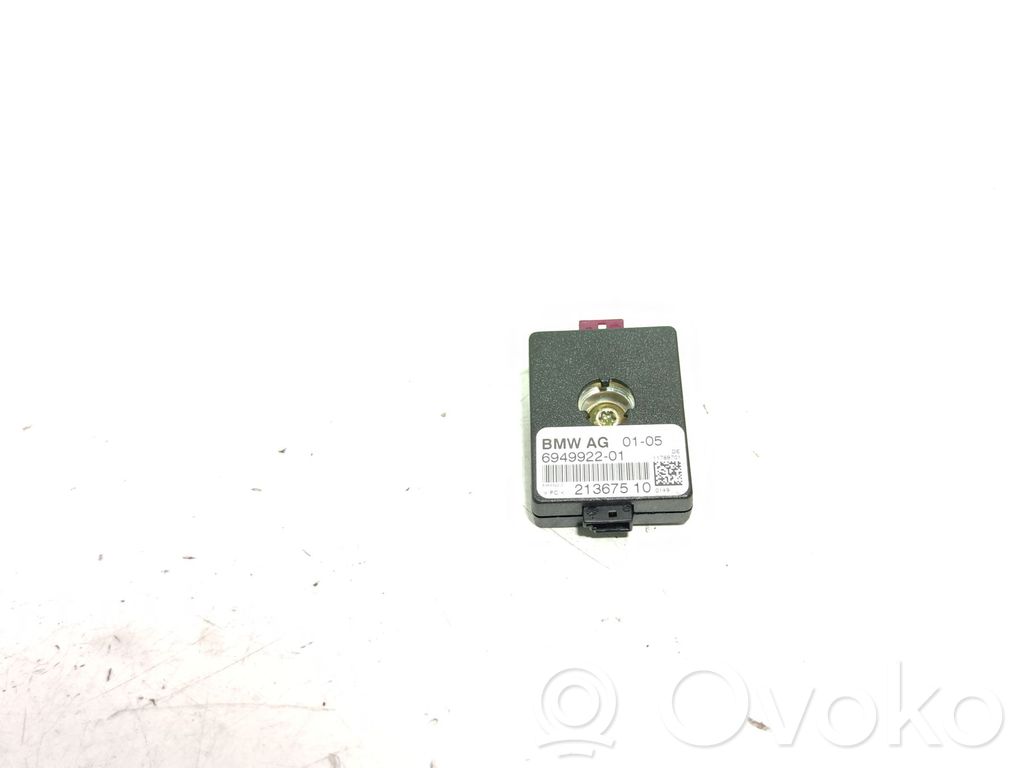 BMW 3 E46 Antenos stiprintuvas 