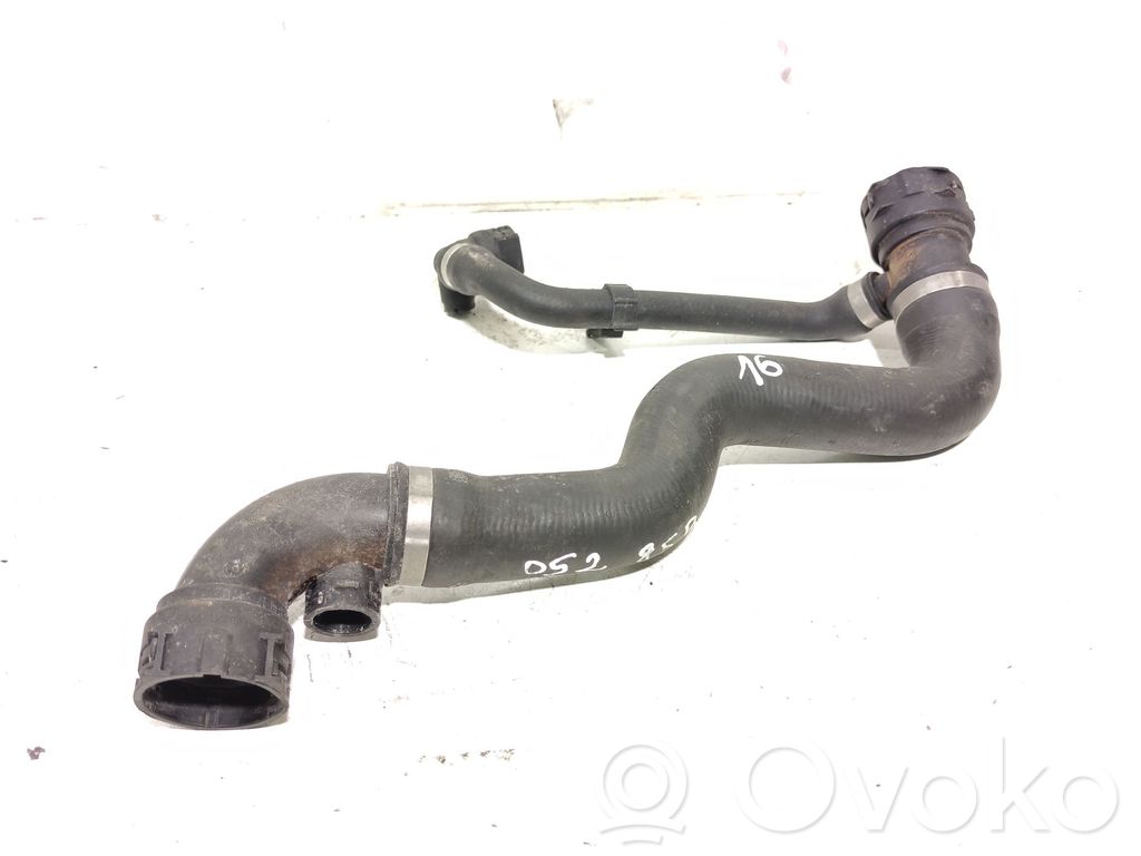 Engine coolant pipe/hose
