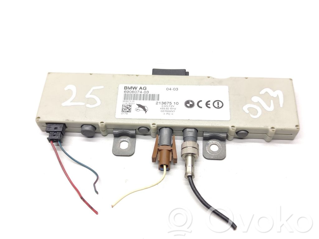 BMW 3 E46 Antenos stiprintuvas 