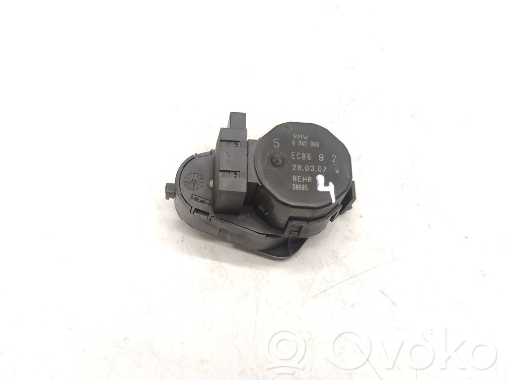 BMW 5 E60 E61 Stellmotor Heizung Klima 