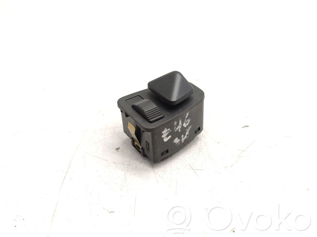 BMW 3 E46 Wing mirror switch 