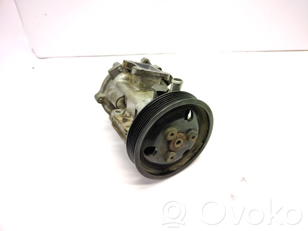 BMW 3 E46 Power steering pump 