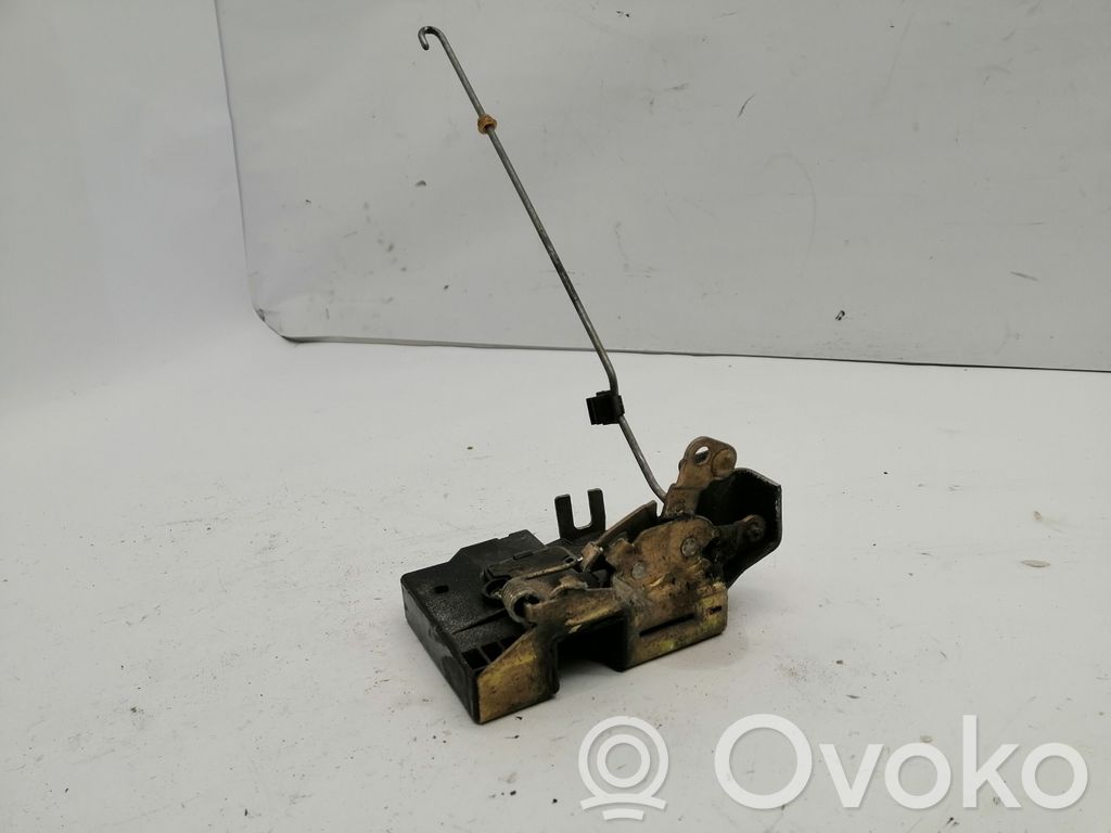 BMW 3 E30 Front door lock 