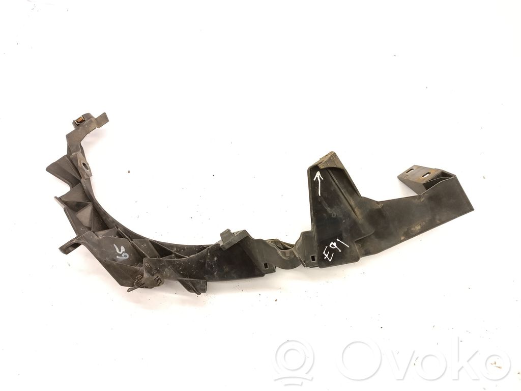 BMW 3 E90 E91 Headlight/headlamp mounting bracket 