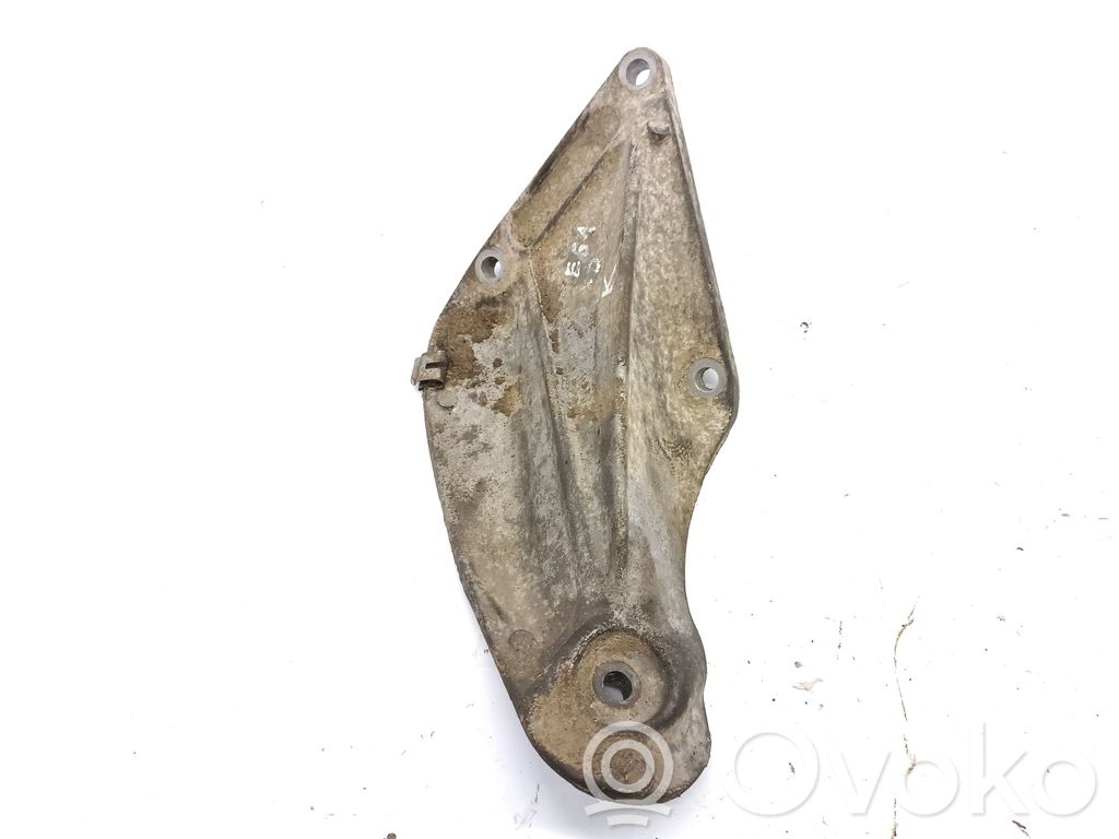 BMW 5 E60 E61 Engine mounting bracket 