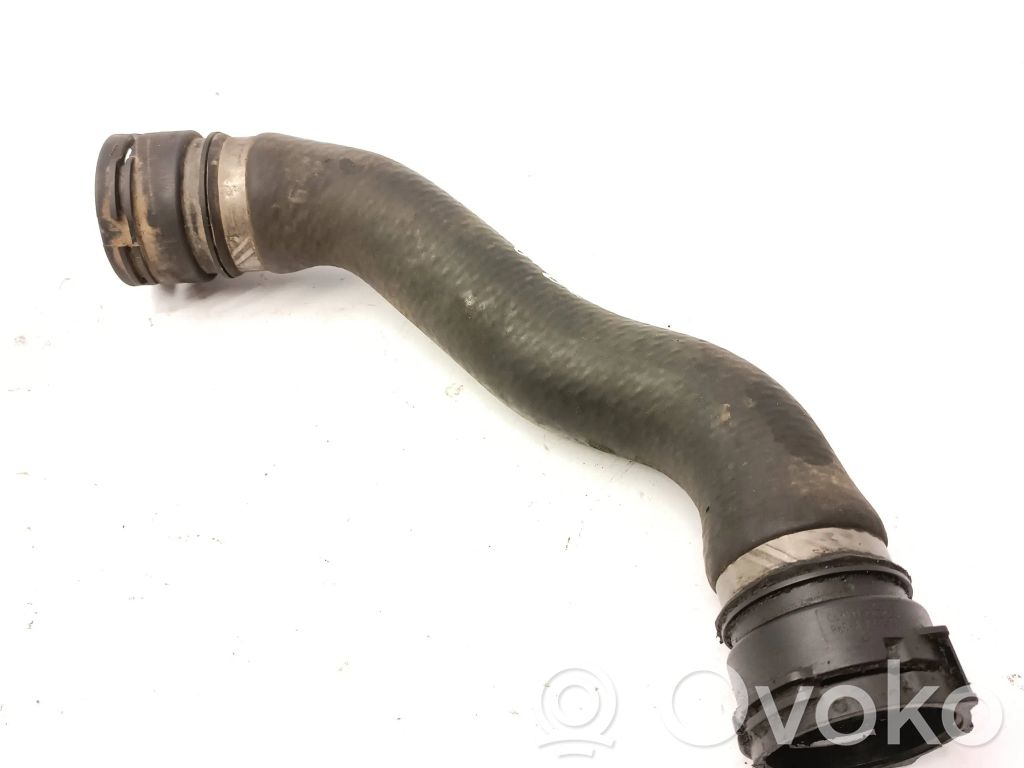 Engine coolant pipe/hose