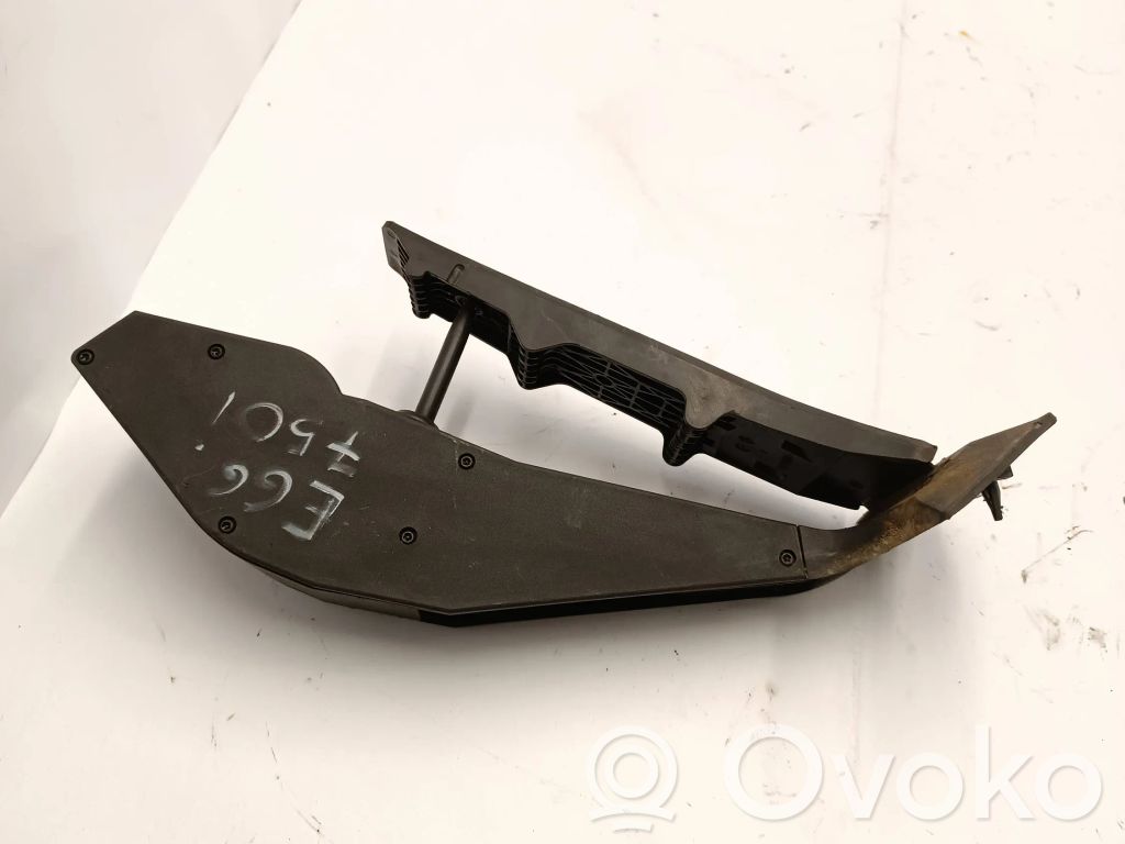 Accelerator throttle pedal   6786285,25916010,3541676248201