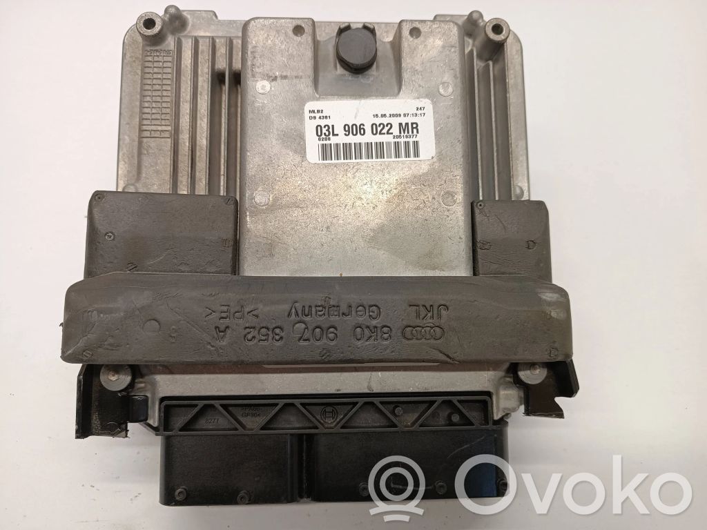 Audi A4 S4 B8 8K Engine control unit/module 