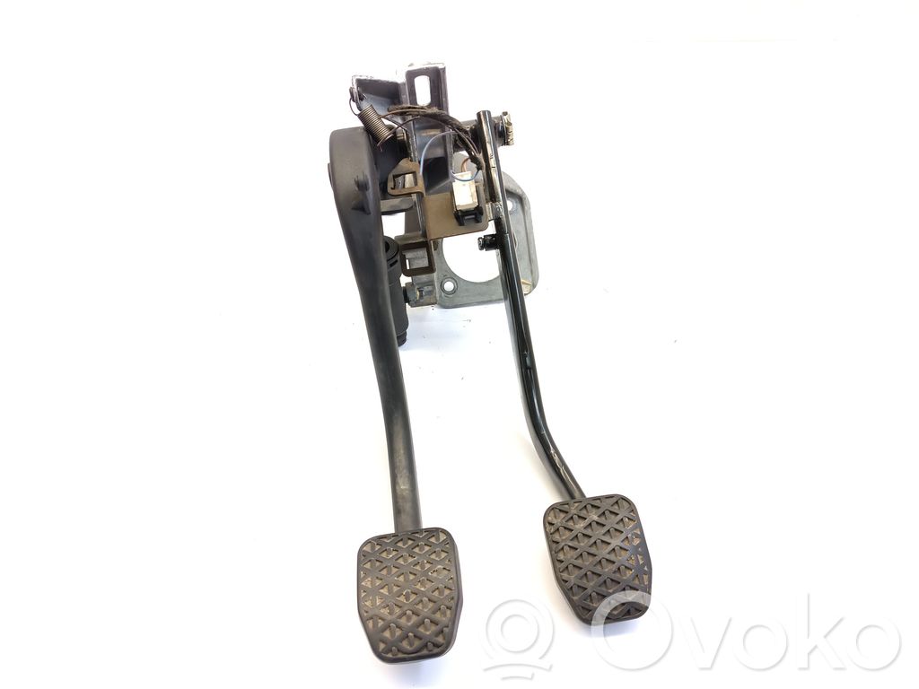 BMW 3 E46 Pedal assembly 