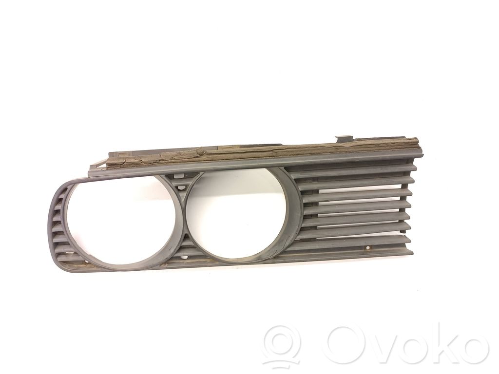 BMW 3 E30 Under headlight/headlamp trim 