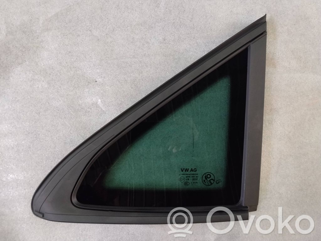 Rear side window   5FF845300H,5FF845300