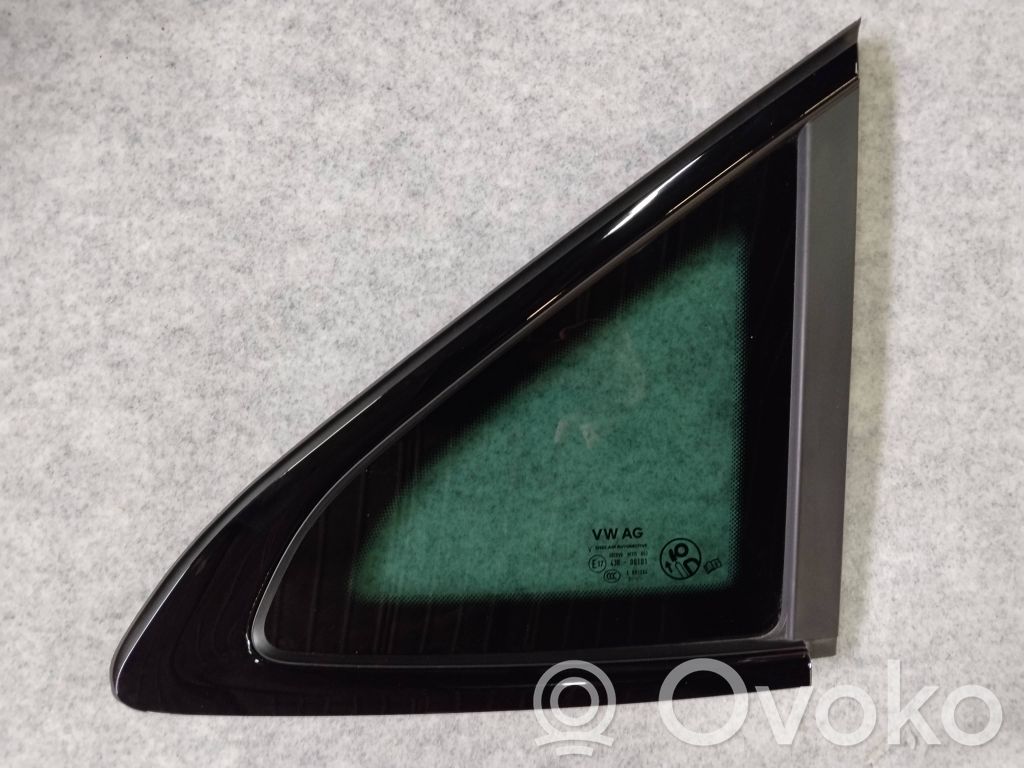Cupra Formentor Rear side window 