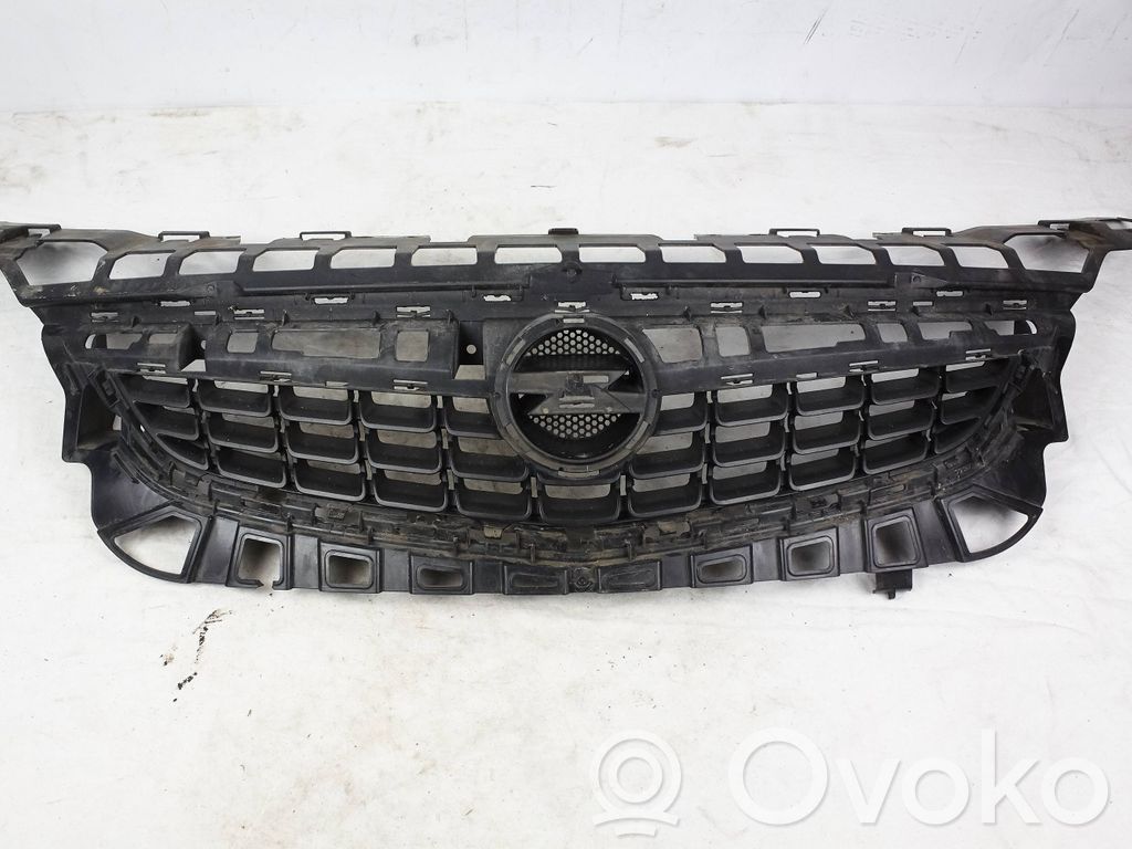 Opel Astra J Rejilla superior del radiador del parachoques delantero 