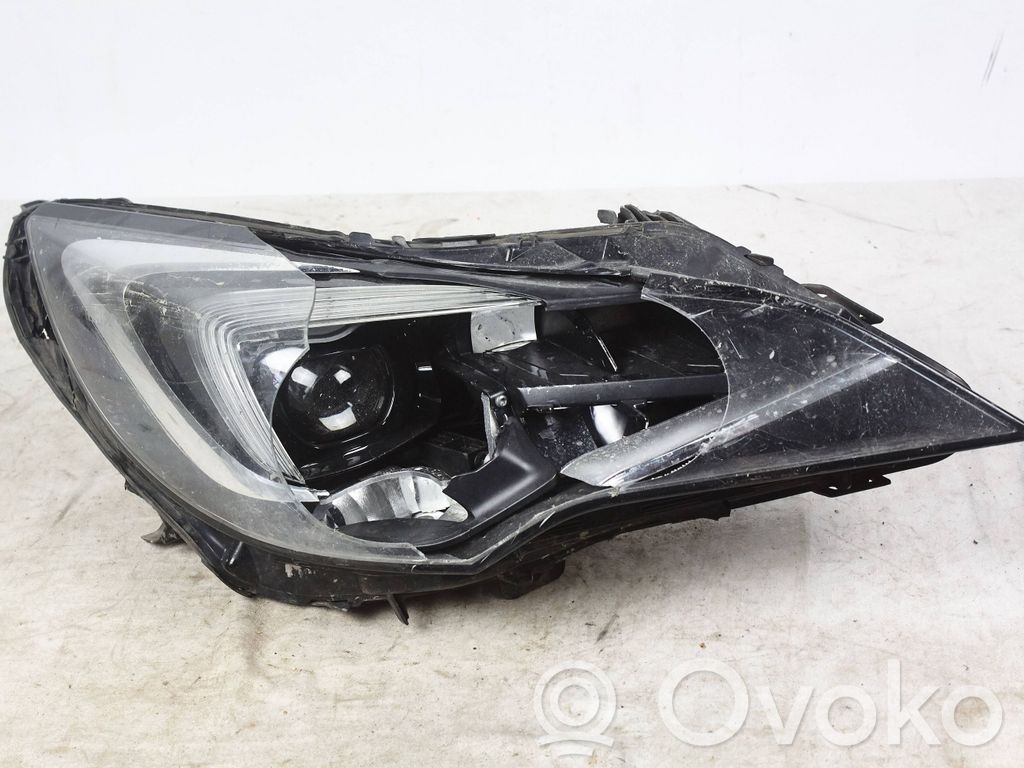 Opel Astra K Scheinwerfer 