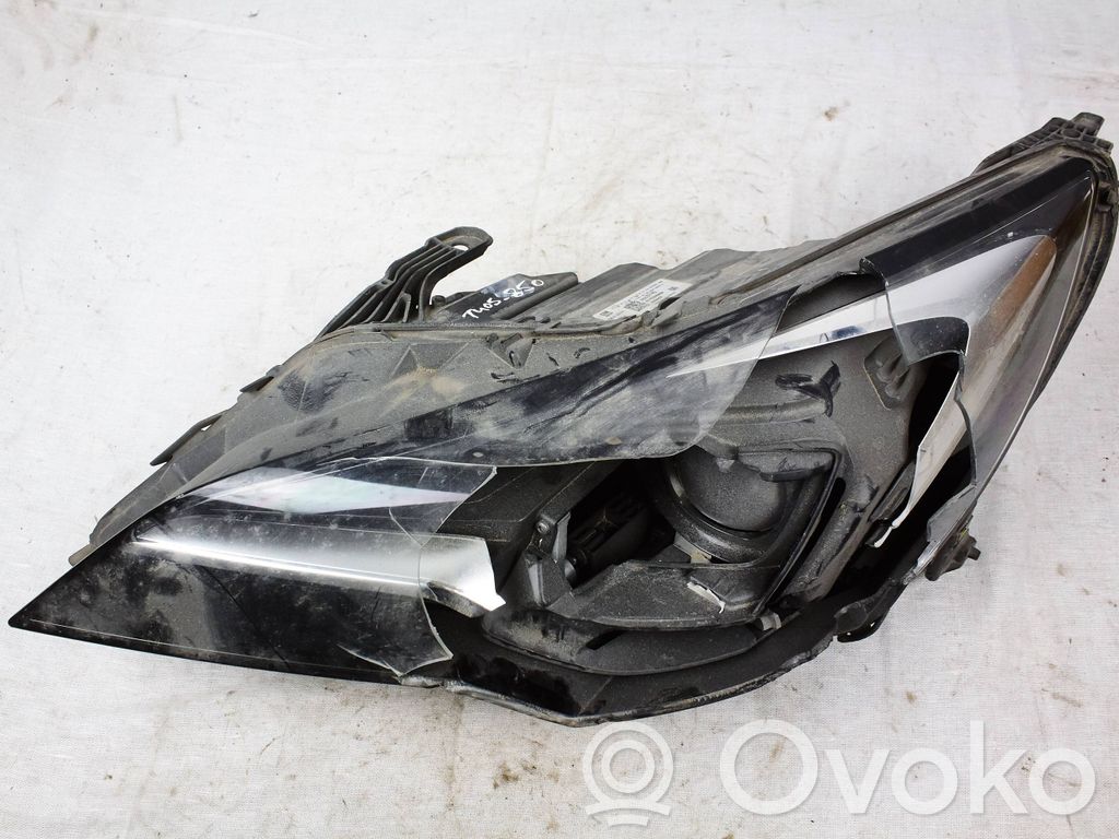 Opel Astra K Scheinwerfer 