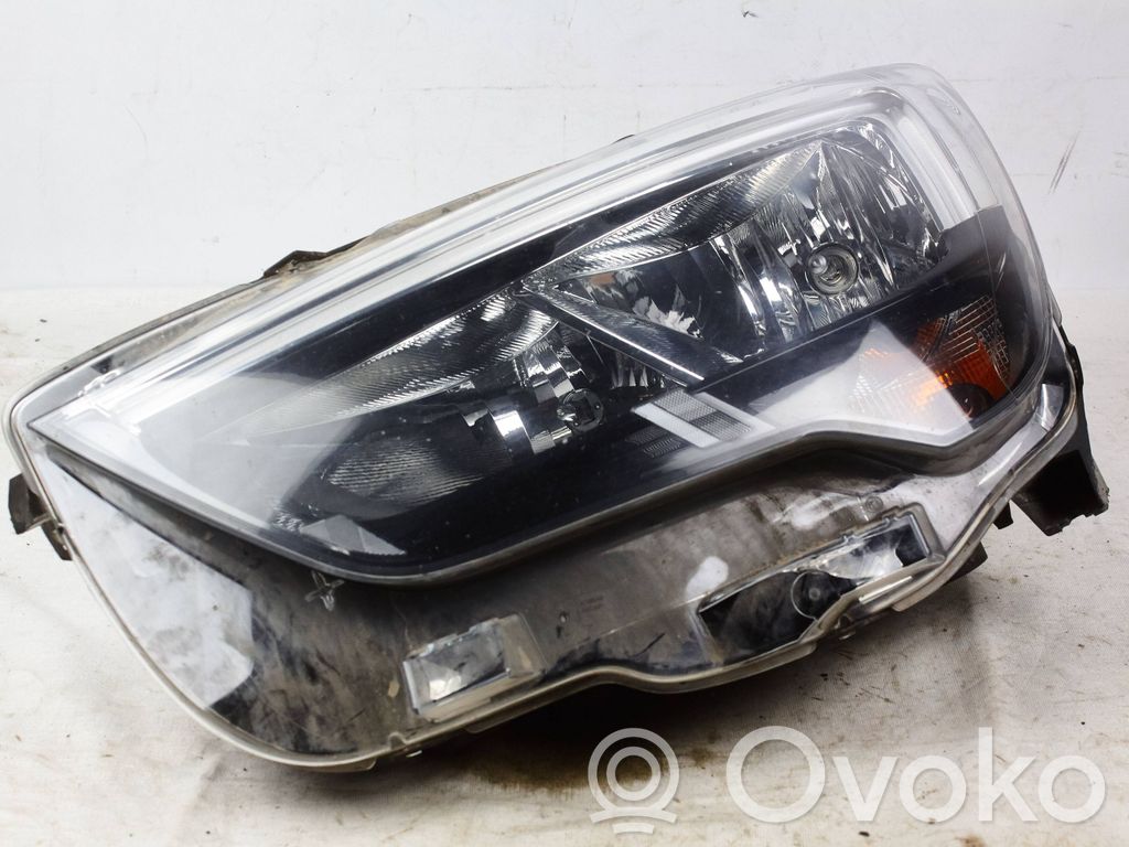 Headlight/headlamp   90145357,9816826080