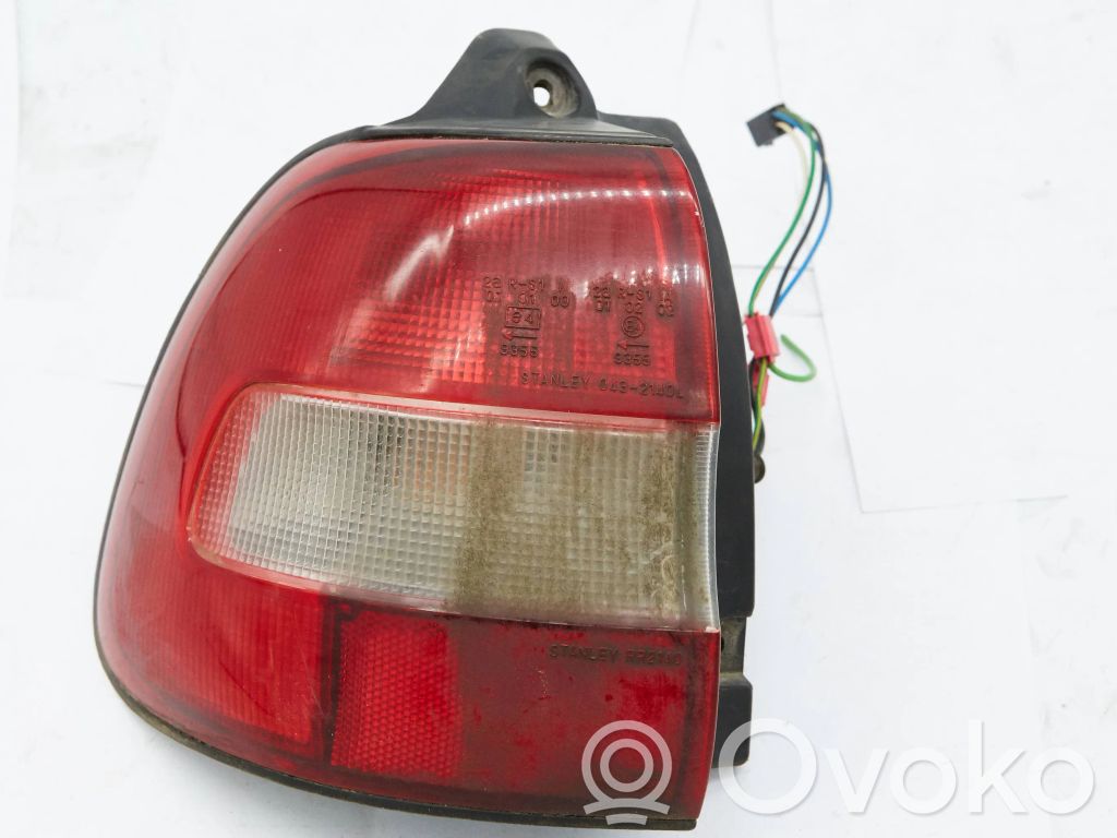Suzuki Baleno EG Lampa tylna 
