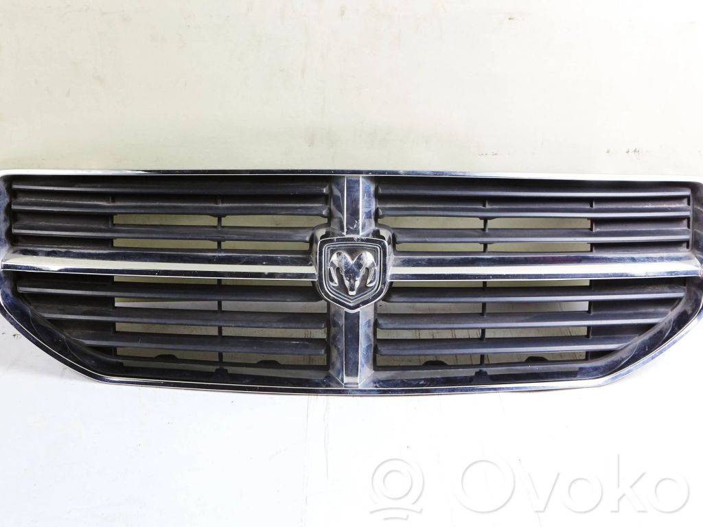 Dodge Caliber Front bumper upper radiator grill 
