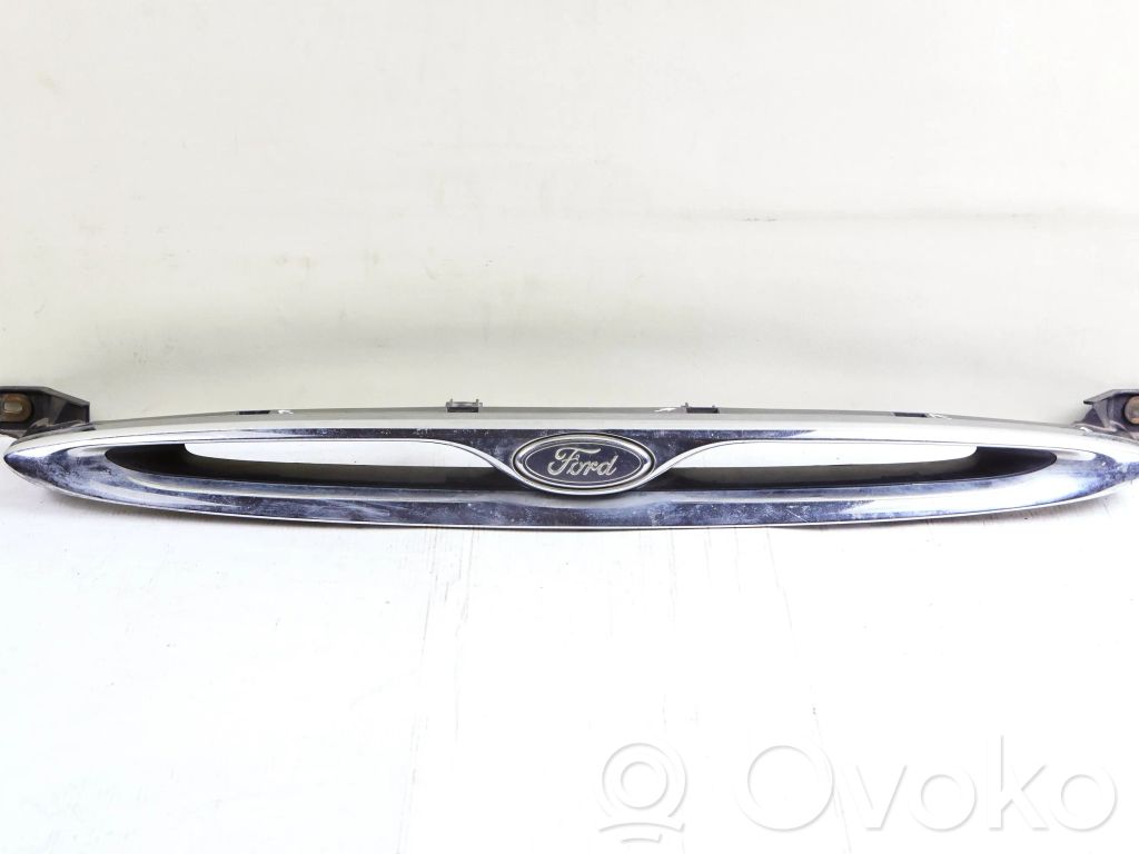Ford Escort Front bumper upper radiator grill 