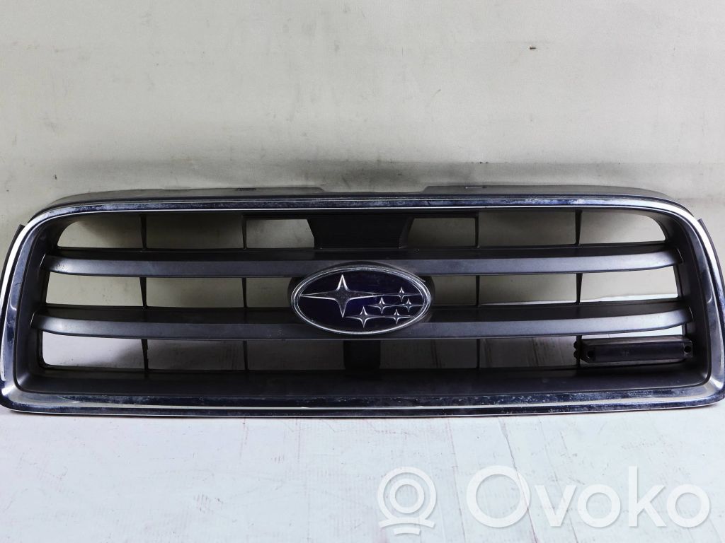 Subaru Forester SG Etupuskurin ylempi jäähdytinsäleikkö 