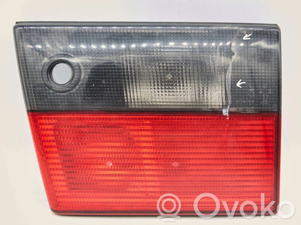 Tailgate rear/tail lights   4564