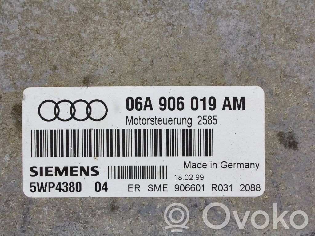 Engine control unit/module   06A906019AM,5WP438004