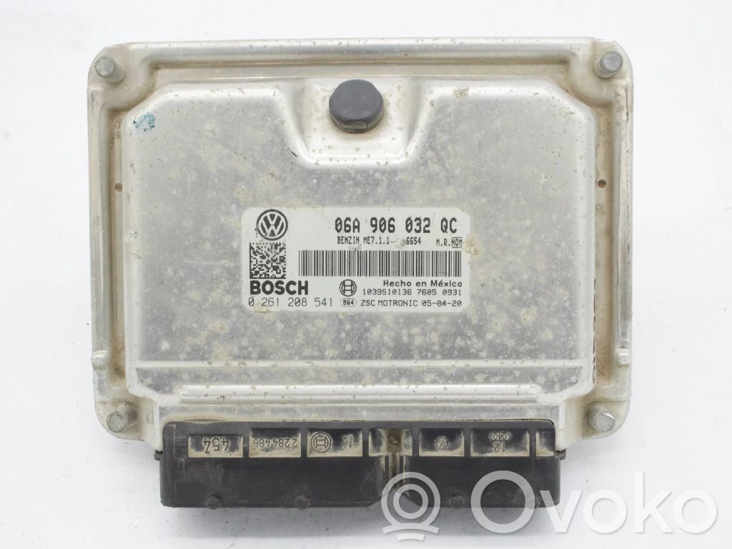 Volkswagen Jetta V Engine control unit/module 