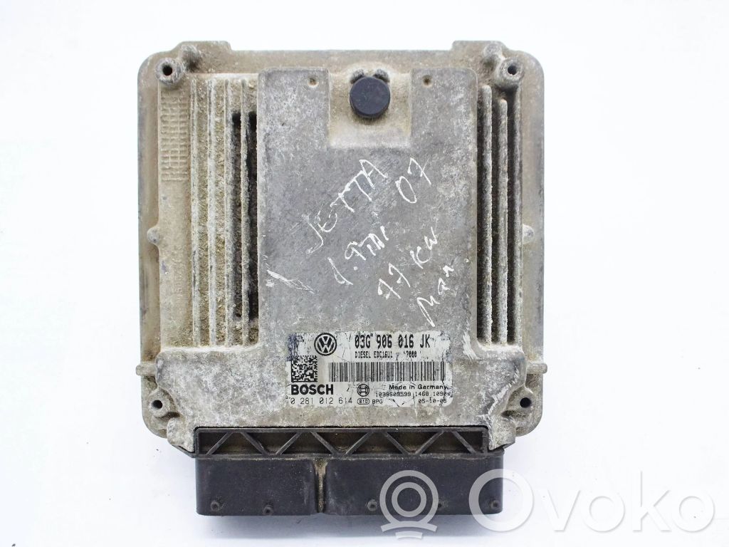 Volkswagen Jetta V Engine control unit/module 